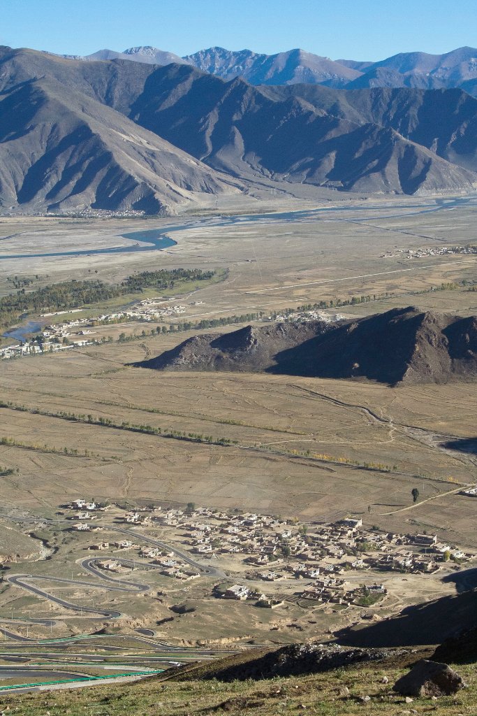 34-Scenery from the mountain behind the monastry.jpg - Scenery from the mountain behind the monastry